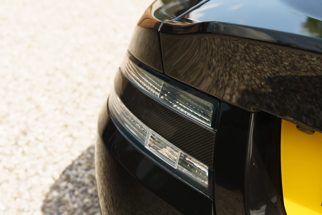 2015 Aston Martin DB9 - Image 23 of 31