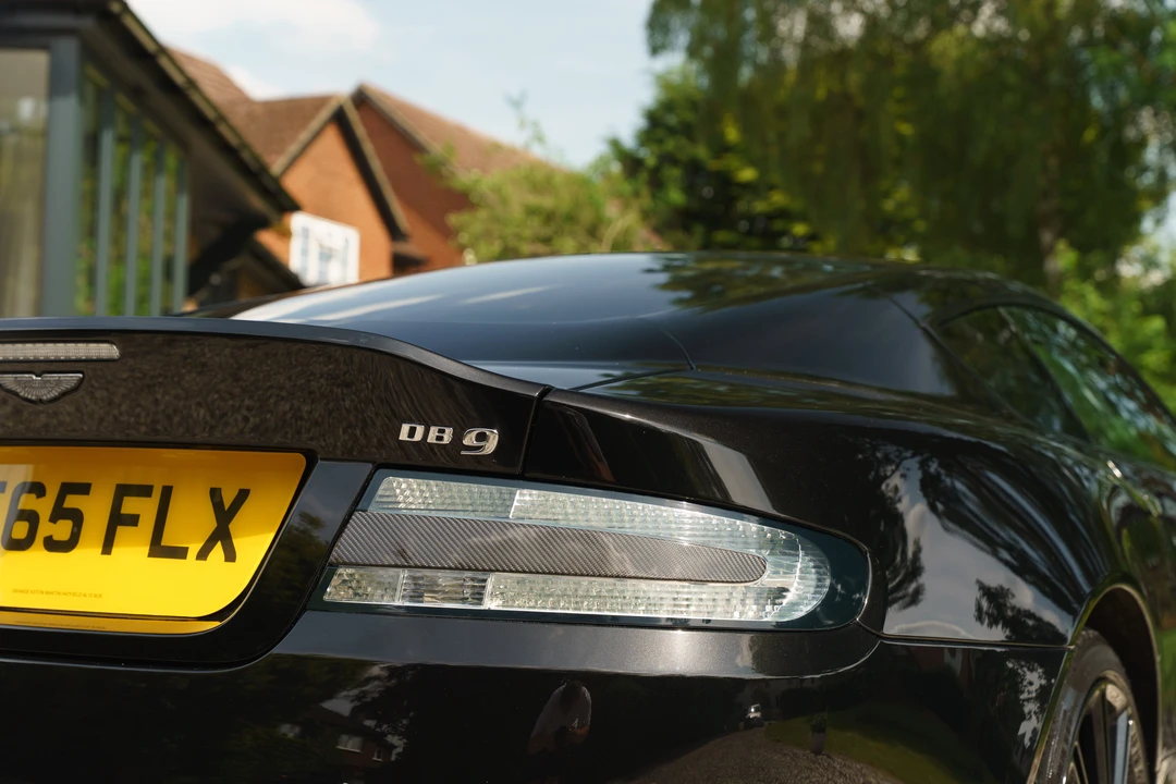 2015 Aston Martin DB9 - Image 27 of 31
