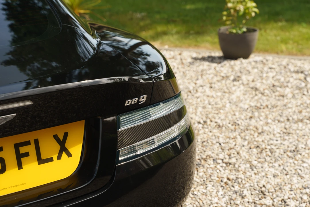 2015 Aston Martin DB9 - Image 28 of 31