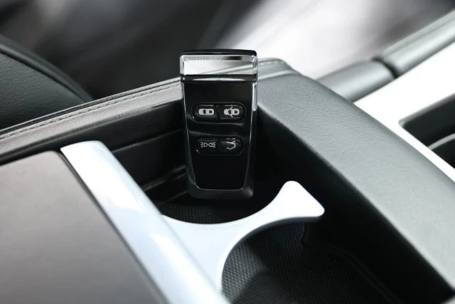 2015 Aston Martin DB9 - Image 5 of 21