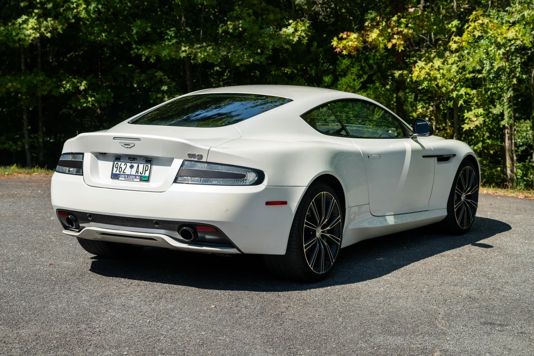 2015 Aston Martin DB9 - Image 7 of 31