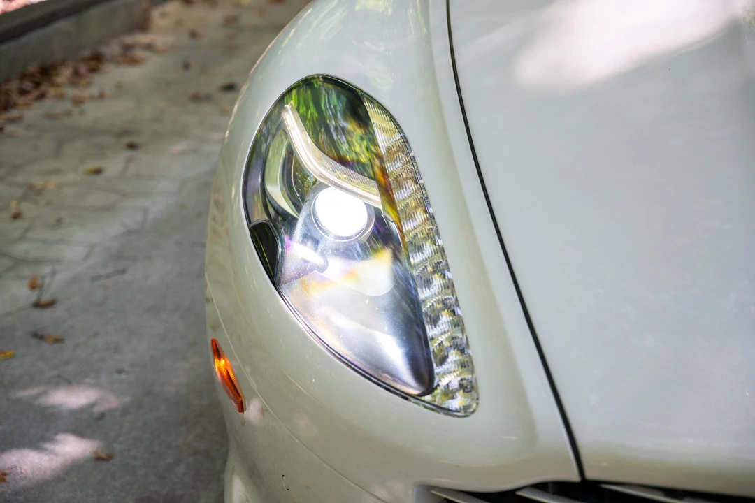 2015 Aston Martin DB9 - Image 11 of 31