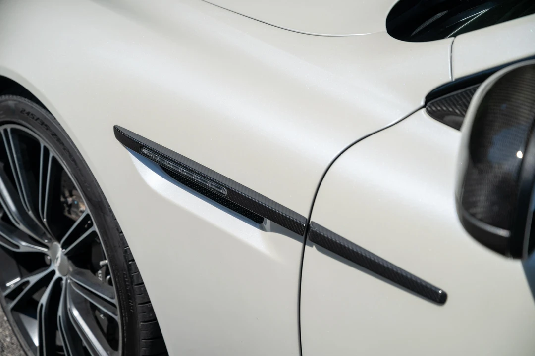 2015 Aston Martin DB9 - Image 21 of 31