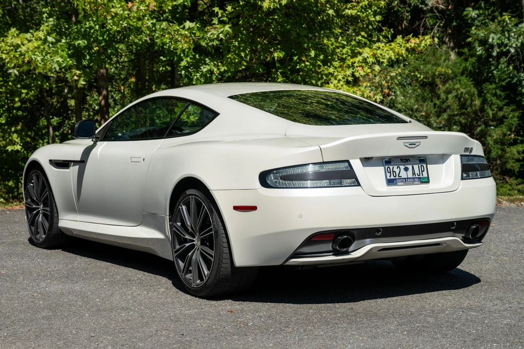 2015 Aston Martin DB9 - Image 4 of 31