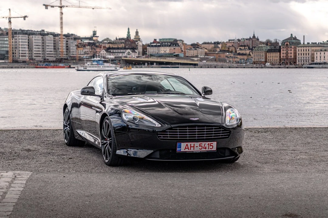 2015 Aston Martin DB9 - Image 23 of 31
