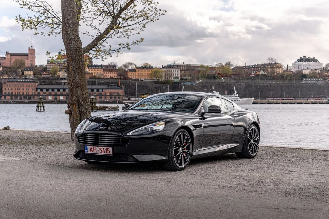 2015 Aston Martin DB9 - Image 26 of 31