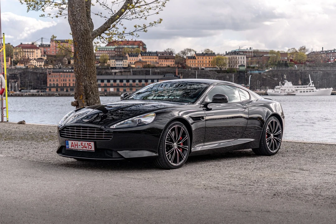 2015 Aston Martin DB9 - Image 28 of 31