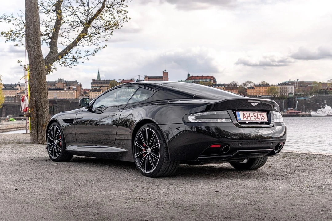 2015 Aston Martin DB9 - Image 5 of 31