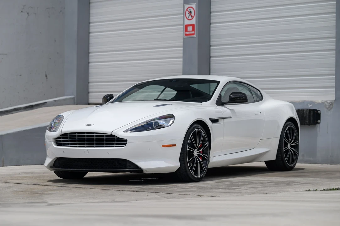 2015 Aston Martin DB9 - Image 2 of 6