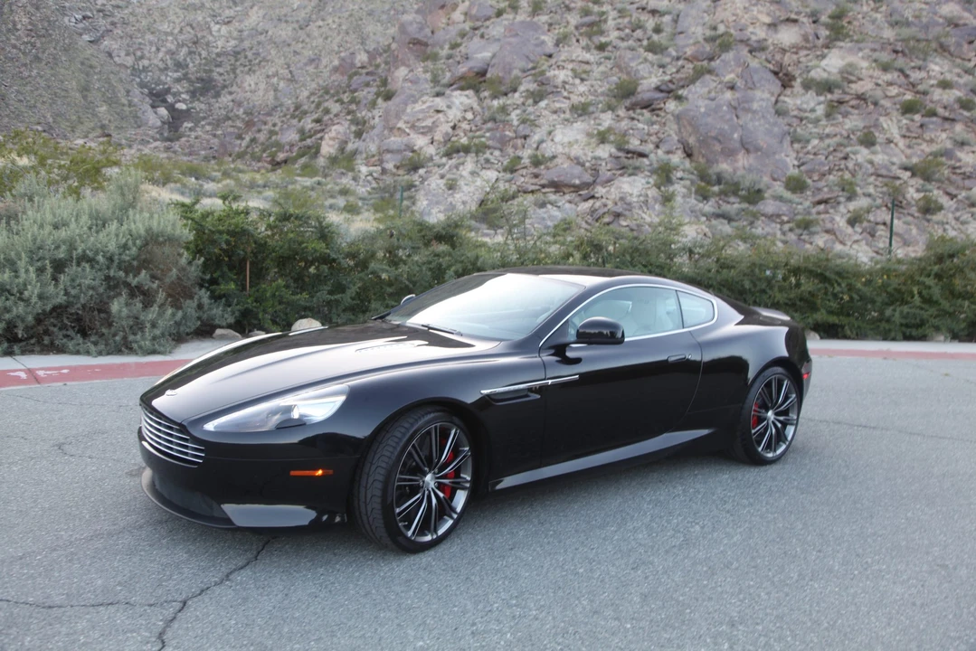 2015 Aston Martin DB9 - Image 3 of 31