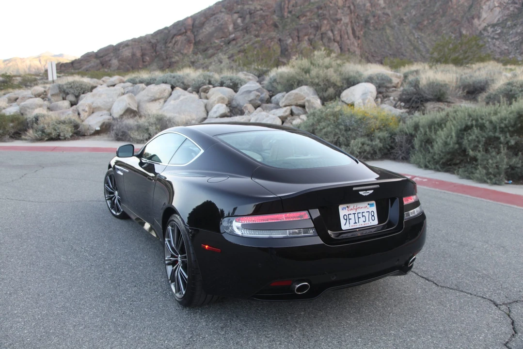 2015 Aston Martin DB9 - Image 25 of 31