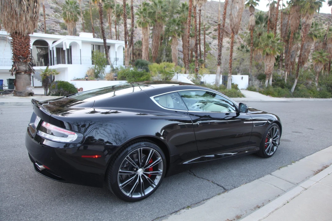 2015 Aston Martin DB9 - Image 18 of 31