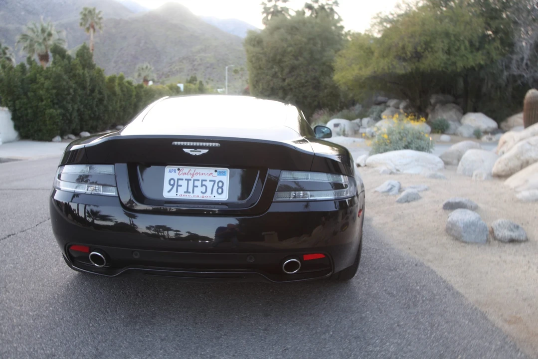 2015 Aston Martin DB9 - Image 24 of 31