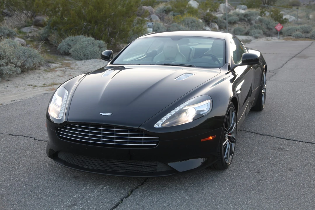 2015 Aston Martin DB9 - Image 9 of 31