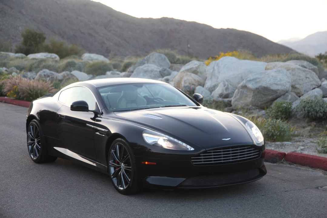 2015 Aston Martin DB9 - Image 13 of 31