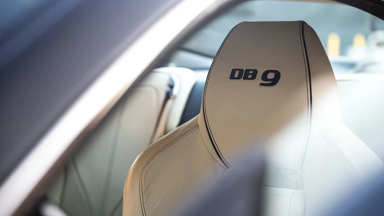 2015 Aston Martin DB9 - Image 7 of 31