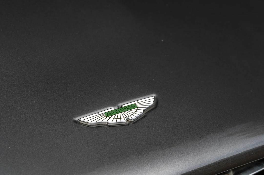 2015 Aston Martin DB9 - Image 23 of 31