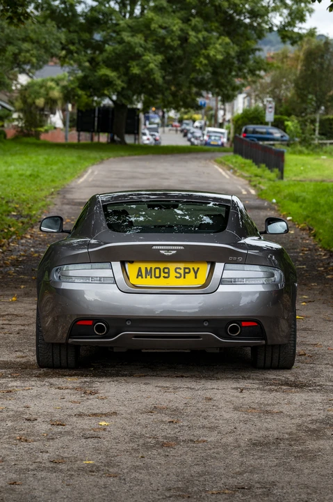 2015 Aston Martin DB9 - Image 16 of 31