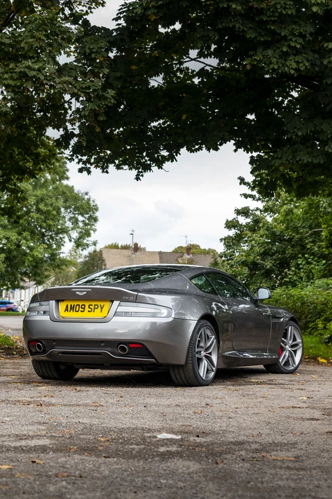 2015 Aston Martin DB9 - Image 13 of 31