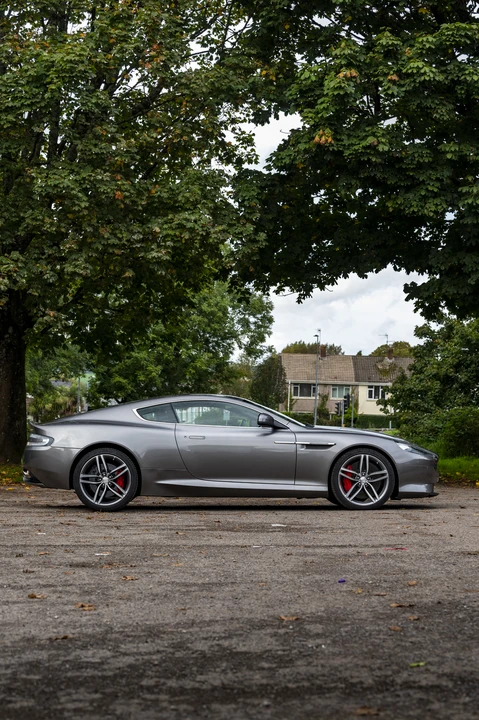 2015 Aston Martin DB9 - Image 12 of 31