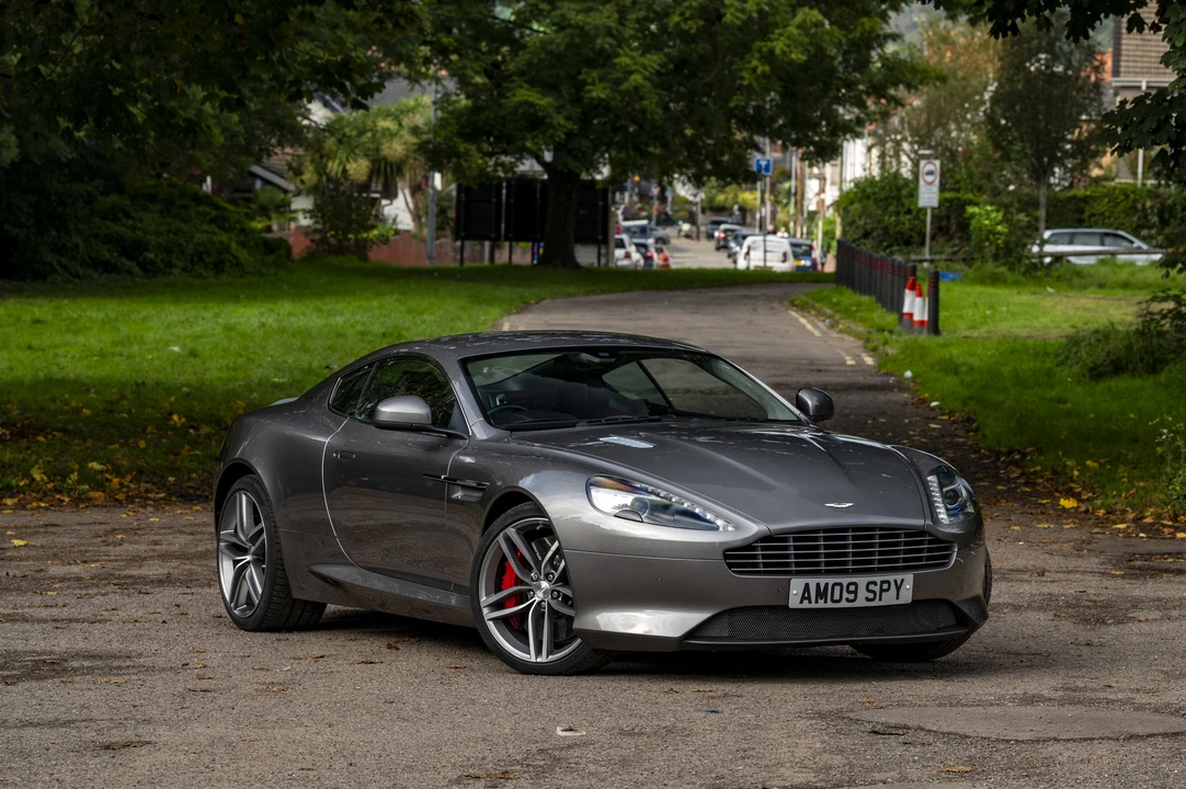 2015 Aston Martin DB9 - Image 10 of 31