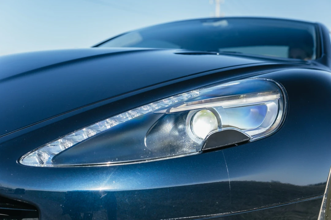 2015 Aston Martin DB9 - Image 11 of 31