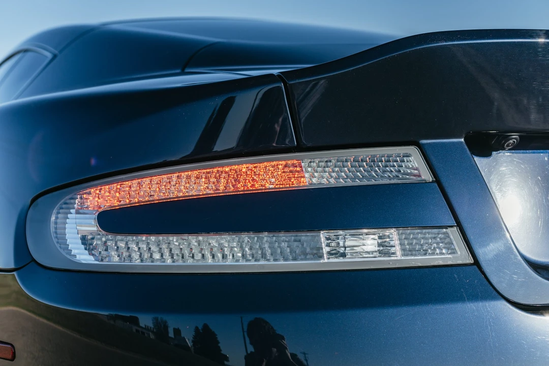 2015 Aston Martin DB9 - Image 24 of 31