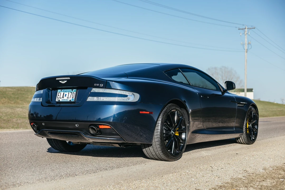 2015 Aston Martin DB9 - Image 6 of 31