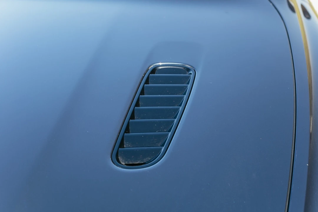 2015 Aston Martin DB9 - Image 17 of 31