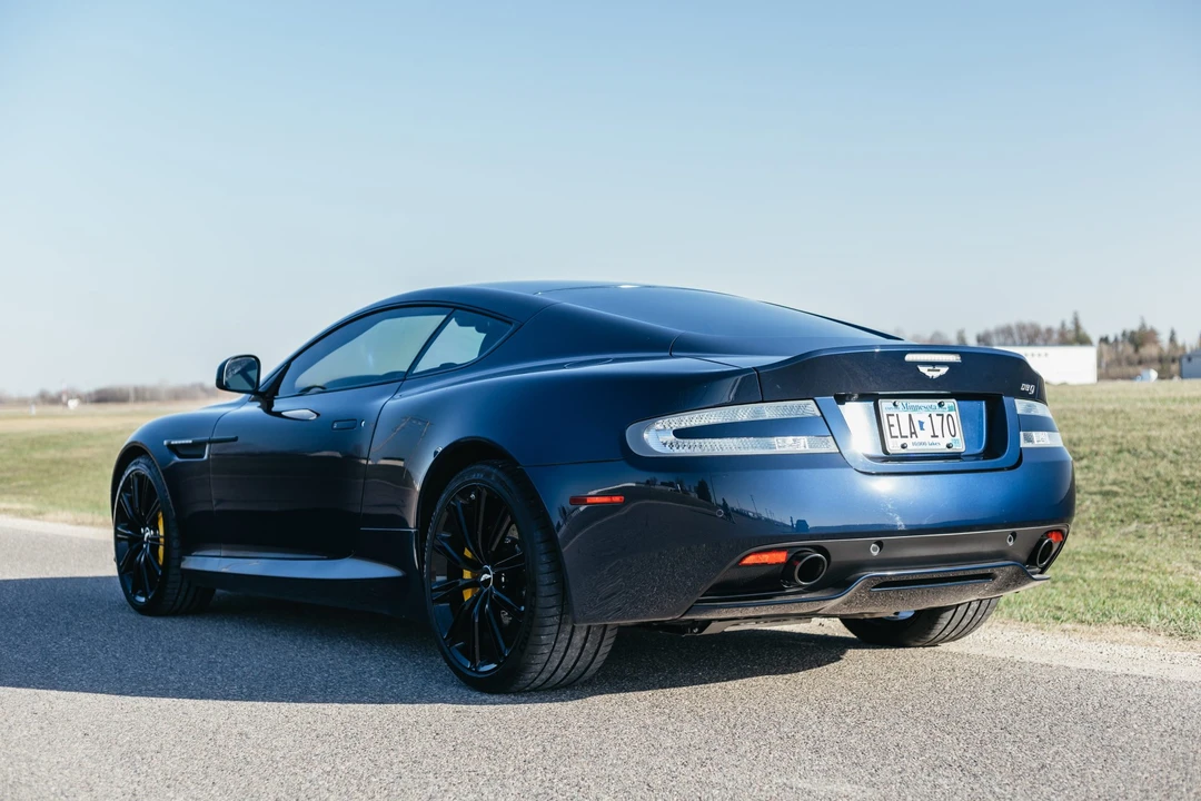 2015 Aston Martin DB9 - Image 8 of 31