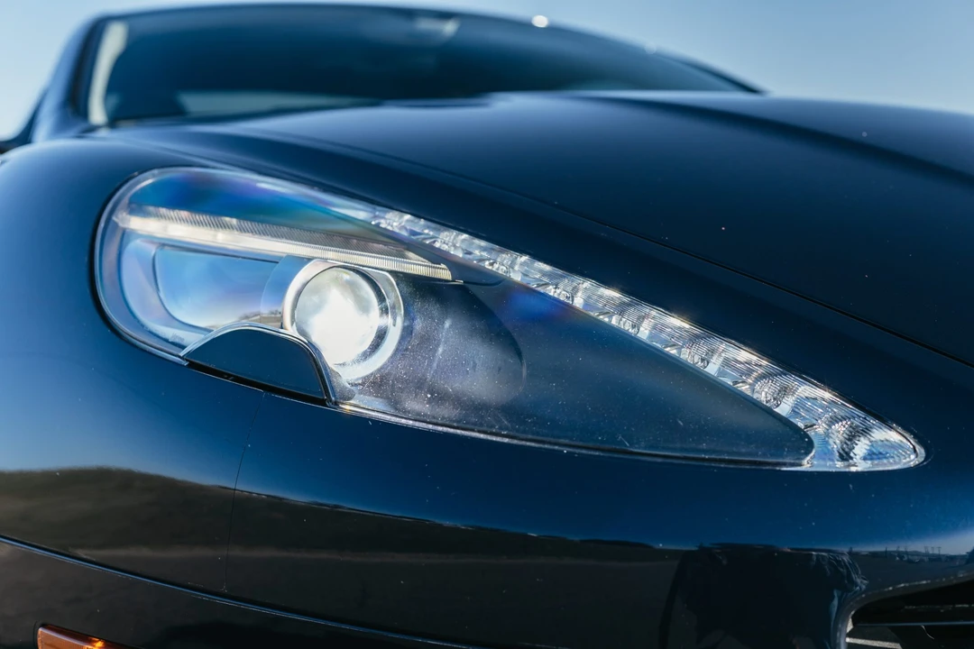 2015 Aston Martin DB9 - Image 10 of 31