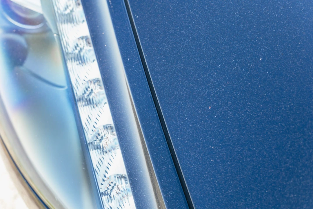 2015 Aston Martin DB9 - Image 14 of 31