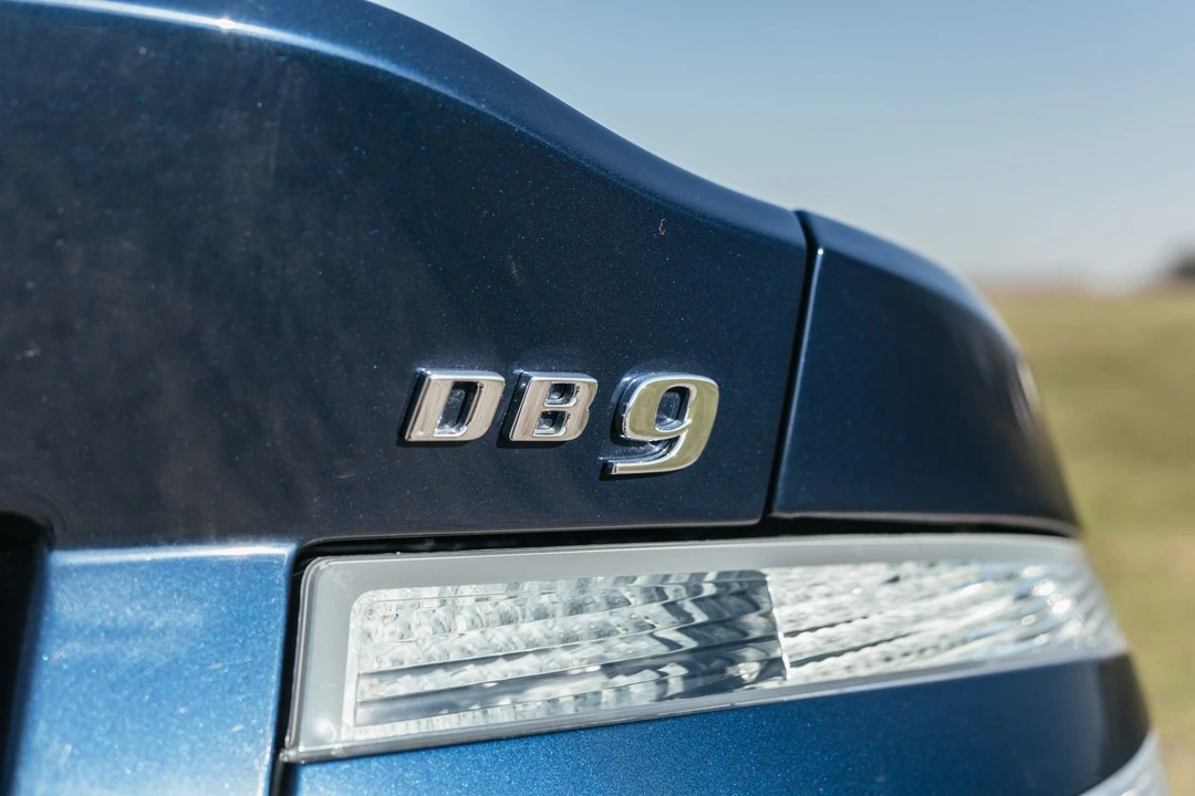 2015 Aston Martin DB9 - Image 26 of 31