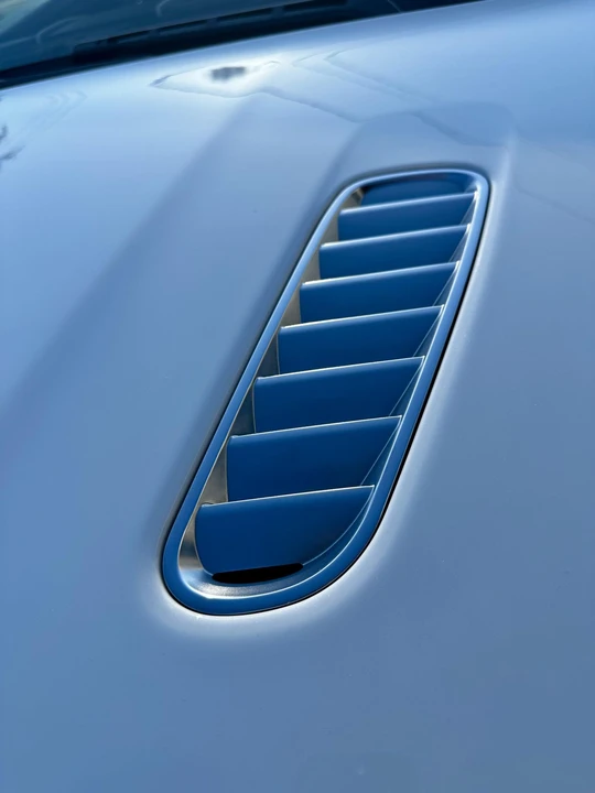 2015 Aston Martin DB9 - Image 28 of 31