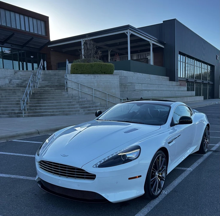 2015 Aston Martin DB9 - Image 15 of 31
