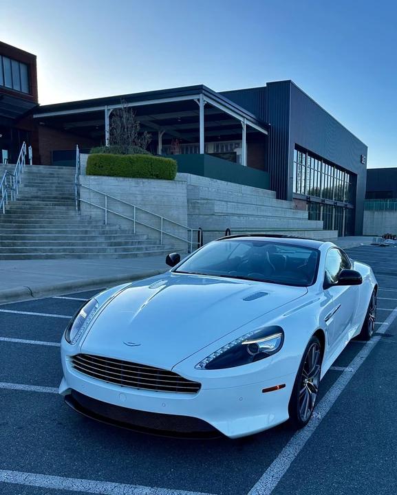 2015 Aston Martin DB9 - Image 14 of 31
