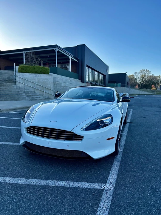 2015 Aston Martin DB9 - Image 12 of 31