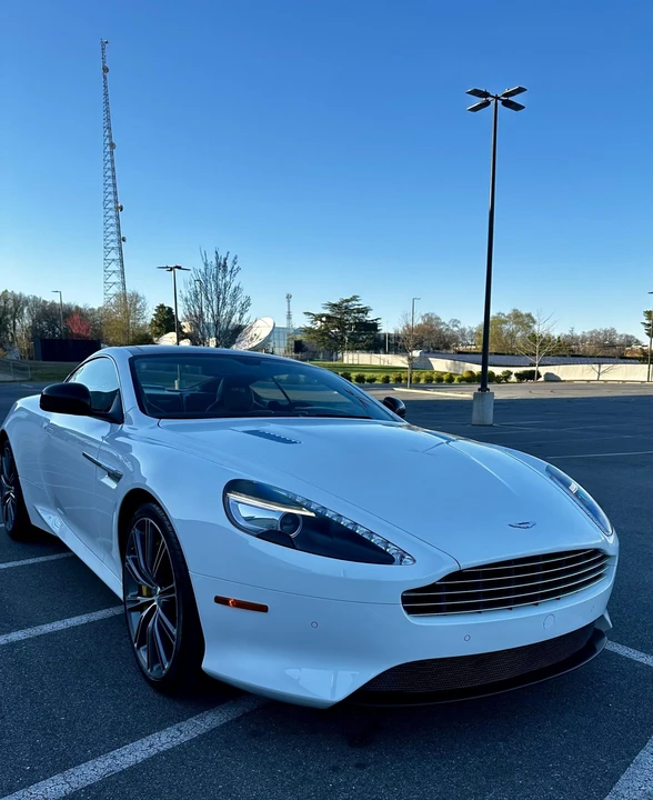 2015 Aston Martin DB9 - Image 21 of 31