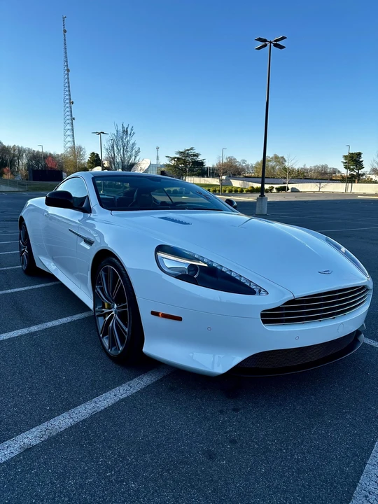 2015 Aston Martin DB9 - Image 22 of 31