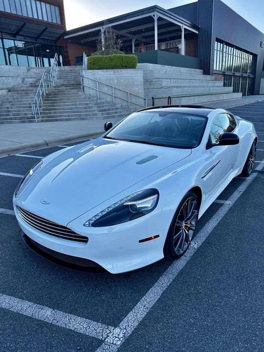 2015 Aston Martin DB9 - Image 19 of 31