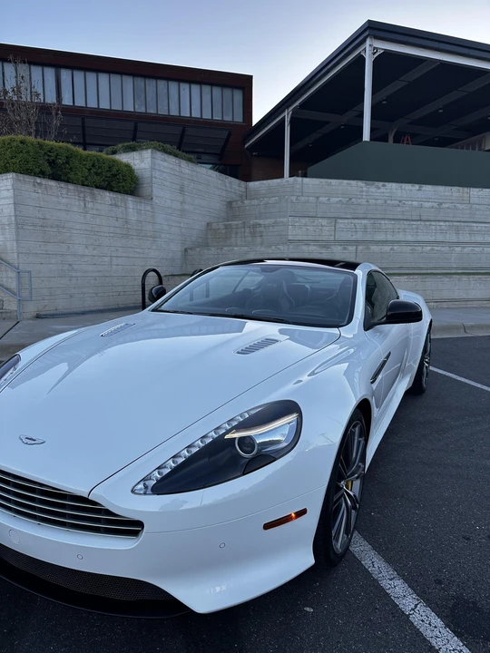 2015 Aston Martin DB9 - Image 29 of 31