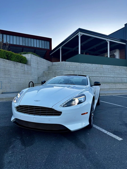 2015 Aston Martin DB9 - Image 11 of 31