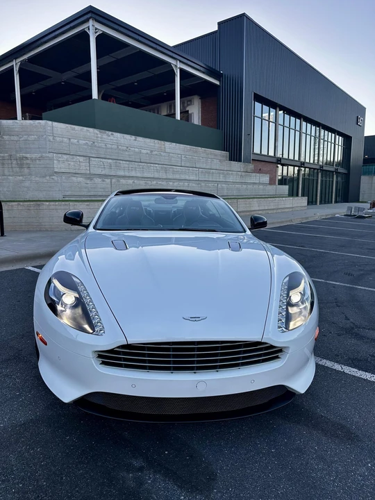2015 Aston Martin DB9 - Image 23 of 31