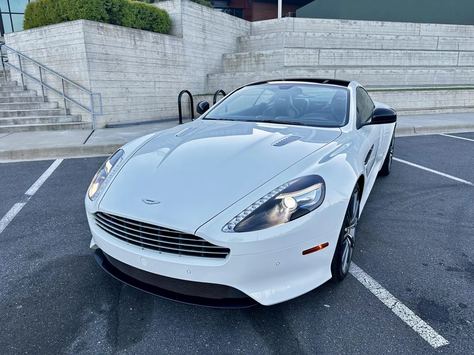 2015 Aston Martin DB9 - Image 10 of 31