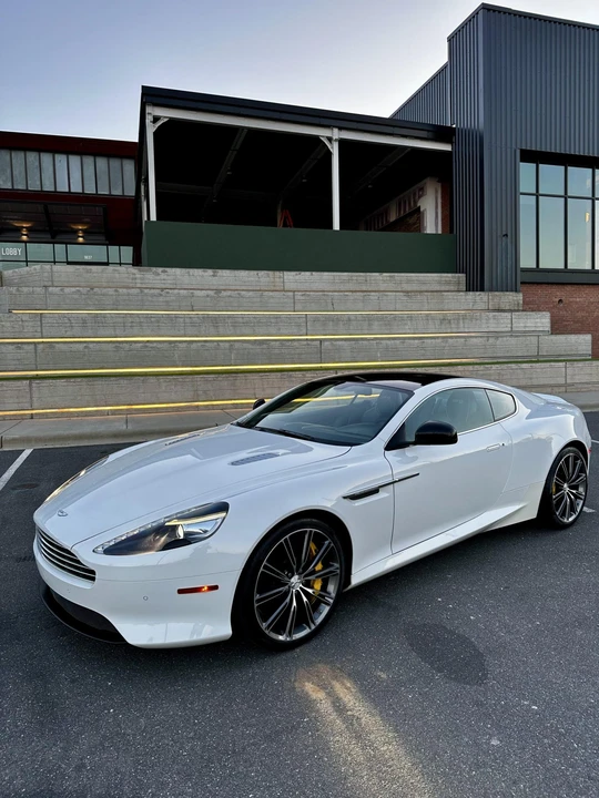 2015 Aston Martin DB9 - Image 8 of 31