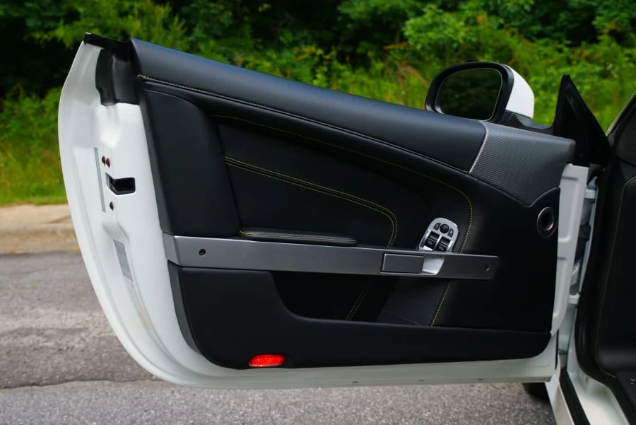 2015 Aston Martin DB9 - Image 3 of 30