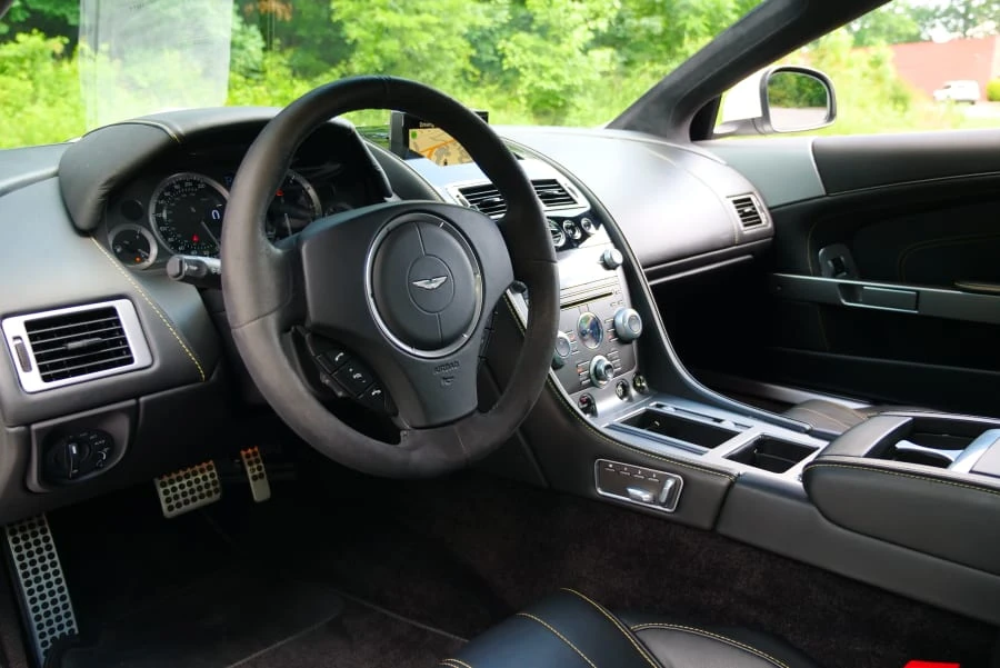 2015 Aston Martin DB9 - Image 5 of 30