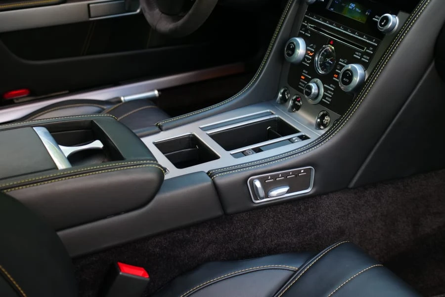 2015 Aston Martin DB9 - Image 8 of 30