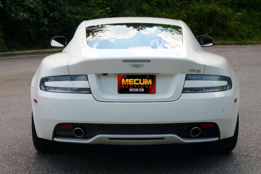 2015 Aston Martin DB9 - Image 16 of 30