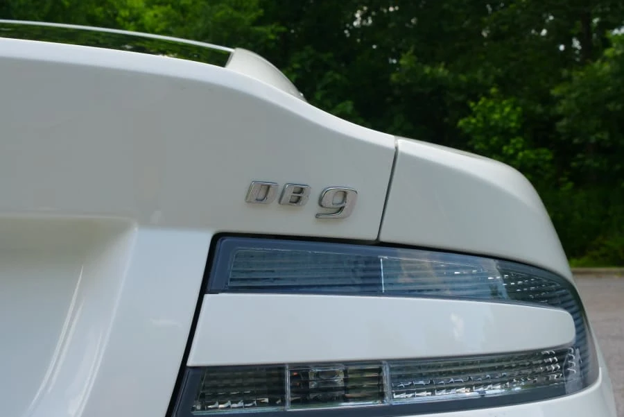 2015 Aston Martin DB9 - Image 19 of 30
